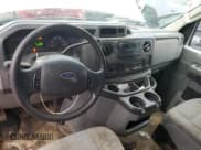 ✅ 2013 Ford Econoline Cargo Commercial • VIN: 1FTSS3EL3DDA48596 • Lot: 46805175. Wystawiony na Copart z przebiegiem 208 448 mil. Bezpłatny archiwum sprzedaży aukcyjnych z USA i szczegółowy raport historii pojazdu na DreamBid. Zdjęcie 8.