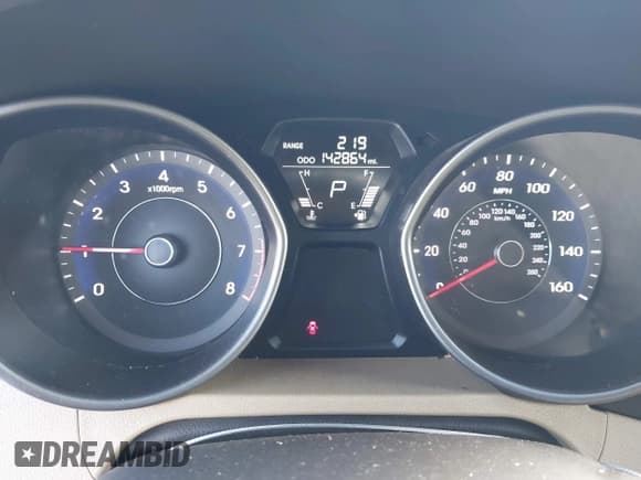 ✅ 2012 Hyundai Elantra GLS • VIN: 5NPDH4AE6CH141299 • Lot: 43632525. Listed on IAAI with 142,864 mi. Free auction sales archive from the USA and detailed vehicle history report at DreamBid. Image 7.