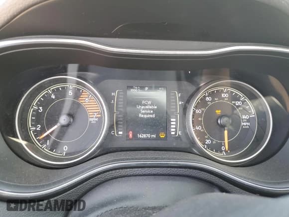 ✅ 2020 Jeep Cherokee Lux • VIN: 1C4PJMLN4LD656192 • Lot: 53385945. Wystawiony na Copart z przebiegiem 162 870 mil. Bezpłatny archiwum sprzedaży aukcyjnych z USA i szczegółowy raport historii pojazdu na DreamBid. Zdjęcie 9.