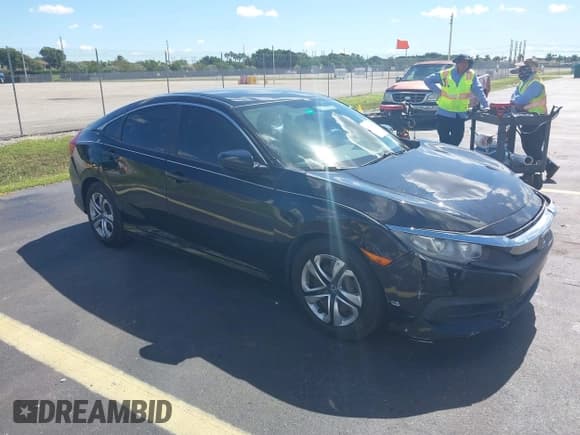 ✅ 2018 Honda Civic LX • VIN: 2HGFC2F54JH569237 • Lot: 43529414. Listed on IAAI with 82,546 mi. Free auction sales archive from the USA and detailed vehicle history report at DreamBid. Image 1.