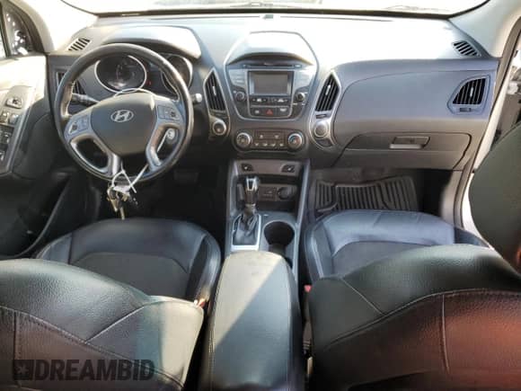 2015 Hyundai Tucson SE z VIN KM8JU3AG4FU042951, wystawiony jako Copart lot #66741363 z przebiegiem 153 555 mil mil oraz . Historia ofert i sprzedaży dostępna na DreamBid. Obrazek 8.