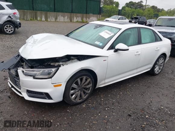 ✅ 2018 Audi A4 Premium • VIN: WAUDNAF46JN005255 • Lot: 42364451. Listed on IAAI with 86,500 mi. Free auction sales archive from the USA and detailed vehicle history report at DreamBid. Image 17.