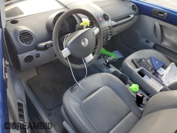 ✅ 2007 Volkswagen Beetle • VIN: 3VWRF31Y77M416451 • Lot: 87382984. Listed on Copart with Not provided. Free auction sales archive from the USA and detailed vehicle history report at DreamBid. Image 8.