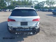 ✅ 2022 Audi Q5 S line Premium • VIN: WA1GAAFY1N2021248 • Lot: 42334793. Wystawiony na IAAI z przebiegiem 37 011 mil. Bezpłatny archiwum sprzedaży aukcyjnych z USA i szczegółowy raport historii pojazdu na DreamBid. Zdjęcie 16.