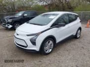 ✅ 2023 Chevrolet Bolt EV 1LT • VIN: 1G1FW6S0XP4107805 • Lot: 42010466. Wystawiony na IAAI z przebiegiem 18 625 mil. Bezpłatny archiwum sprzedaży aukcyjnych z USA i szczegółowy raport historii pojazdu na DreamBid. Zdjęcie 24.