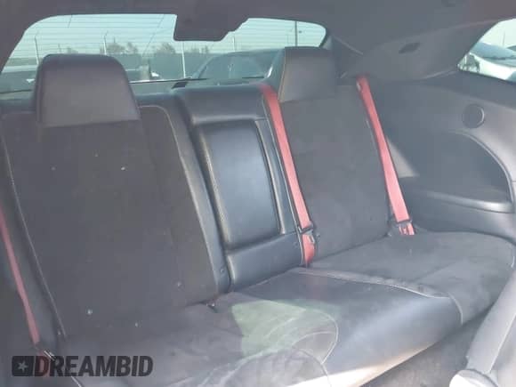 ✅ 2015 Dodge Challenger SRT Hellcat • VIN: 2C3CDZC90FH816117 • Lot: 42478679. Wystawiony na IAAI z przebiegiem 67 930 mil. Bezpłatny archiwum sprzedaży aukcyjnych z USA i szczegółowy raport historii pojazdu na DreamBid. Zdjęcie 8.