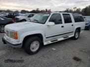 ✅ 1995 GMC Suburban • VIN: 1GKFK16K3SJ704911 • Lot: 88326825. Listed on Copart with 191,006 mi. Free auction sales archive from the USA and detailed vehicle history report at DreamBid. Image 1.