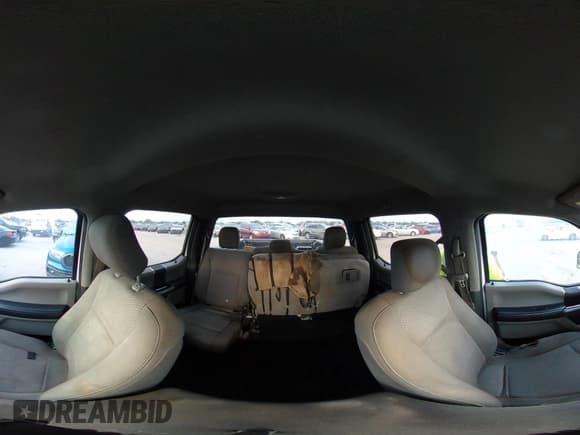 ✅ 2017 Ford F-150 XL • VIN: 1FTEW1CF3HKD11318 • Lot: 42302223. Wystawiony na IAAI z przebiegiem 247 713 mil. Bezpłatny archiwum sprzedaży aukcyjnych z USA i szczegółowy raport historii pojazdu na DreamBid. Zdjęcie 23.