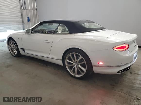 ✅ 2023 Bentley Continental GT GT V8 • VIN: SCBDG4ZG8PC010906 • Lot: 77334574. Wystawiony na Copart z przebiegiem 348 mil. Bezpłatny archiwum sprzedaży aukcyjnych z USA i szczegółowy raport historii pojazdu na DreamBid. Zdjęcie 2.