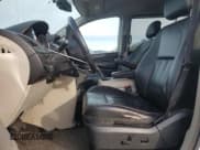 ✅ 2015 Chrysler Town & Country Touring • VIN: 2C4RC1BG1FR538154 • Лот: 93529445. Опубликован ранее на Copart с пробегом 145 594 миль. Бесплатный доступ к архиву аукционных продаж из США и подробный отчёт об истории автомобиля на DreamBid. Изображение 7.