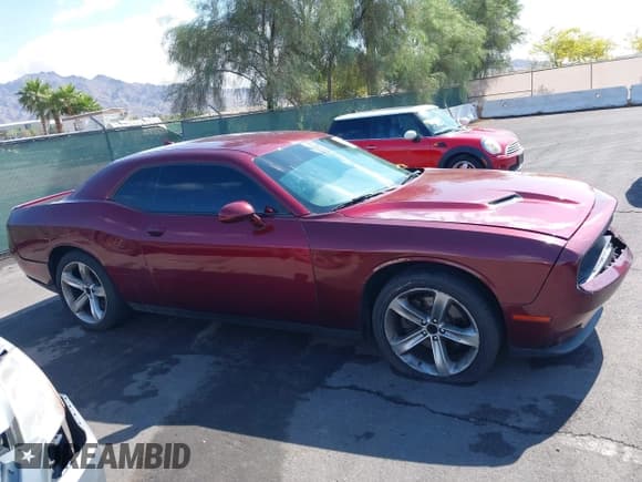 ✅ 2017 Dodge Challenger R/T Plus • VIN: 2C3CDZBT6HH656034 • Lot: 42190220. Listed on IAAI with 92,614 mi. Free auction sales archive from the USA and detailed vehicle history report at DreamBid. Image 13.