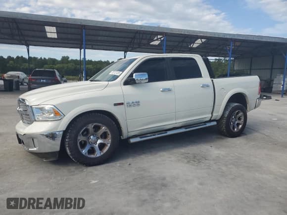 ✅ 2016 Ram 1500 Laramie • VIN: 1C6RR7NM0GS354298 • Лот: 70212125. Опубликован ранее на Copart с пробегом 86 691 миль. Бесплатный доступ к архиву аукционных продаж из США и подробный отчёт об истории автомобиля на DreamBid. Изображение 1.