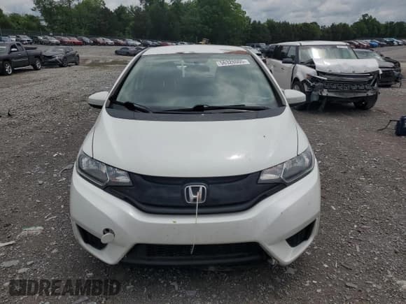 ✅ 2015 Honda Fit LX • VIN: 3HGGK5H55FM779182 • Lot: 56328005. Wystawiony na Copart z przebiegiem 142 042 mil. Bezpłatny archiwum sprzedaży aukcyjnych z USA i szczegółowy raport historii pojazdu na DreamBid. Zdjęcie 5.