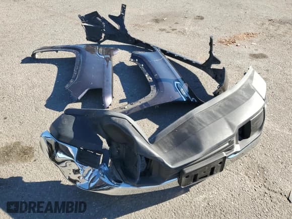 ✅ 2022 GMC Sierra 1500 SLE • VIN: 3GTUUBED6NG615183 • Лот: 88948005. Опубликован ранее на Copart с пробегом 42 451 миль. Бесплатный доступ к архиву аукционных продаж из США и подробный отчёт об истории автомобиля на DreamBid. Изображение 14.