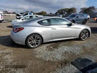 ✅ 2013 Hyundai Genesis Coupe Track • VIN: KMHHU6KJ9DU088332 • Lot: 43446265. Wystawiony na Copart z przebiegiem 194 513 mil. Bezpłatny archiwum sprzedaży aukcyjnych z USA i szczegółowy raport historii pojazdu na DreamBid. Zdjęcie 3.