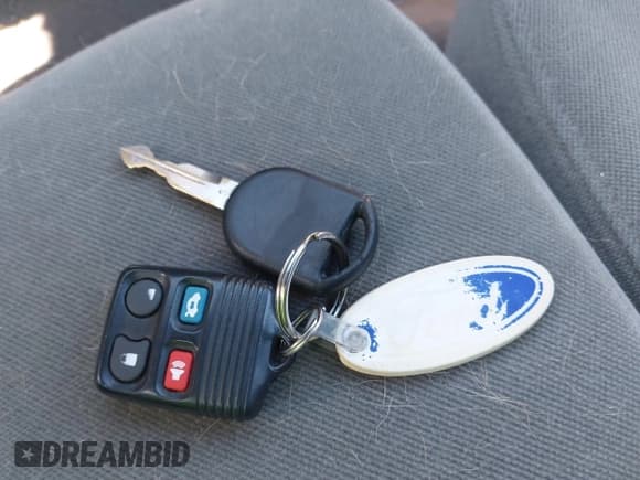 ✅ 2003 Ford Taurus SE Standard • VIN: 1FAFP58U73A194766 • Lot: 43791073. Wystawiony na IAAI z przebiegiem 97 755 mil. Bezpłatny archiwum sprzedaży aukcyjnych z USA i szczegółowy raport historii pojazdu na DreamBid. Zdjęcie 11.