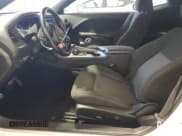 ✅ 2021 Dodge Challenger SXT • VIN: 2C3CDZAG2MH542692 • Lot: 84971605. Wystawiony na Copart z przebiegiem 61 153 mil. Bezpłatny archiwum sprzedaży aukcyjnych z USA i szczegółowy raport historii pojazdu na DreamBid. Zdjęcie 7.