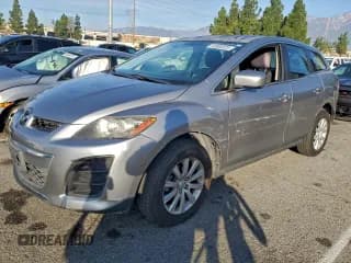 ✅ 2011 Mazda CX-7 i SV • VIN: JM3ER2A52B0393043 • Лот: 93900325. Опубликован ранее на Copart с пробегом 187 977 миль. Бесплатный доступ к архиву аукционных продаж из США и подробный отчёт об истории автомобиля на DreamBid. Изображение 1.