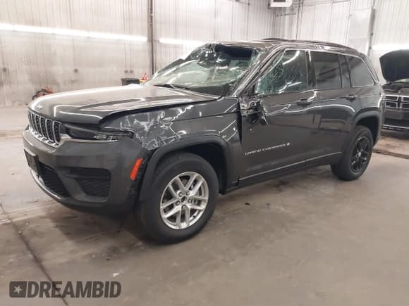 ✅ 2025 Jeep Grand Cherokee Altitude X • VIN: 1C4RJHAG5SC278876 • Лот: 42261321. Опубликован ранее на IAAI с пробегом 819 миль. Бесплатный доступ к архиву аукционных продаж из США и подробный отчёт об истории автомобиля на DreamBid. Изображение 18.