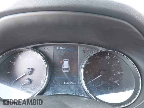 ✅ 2018 Nissan Rogue S • VIN: 5N1AT2MT9JC739097 • Lot: 43445202. Listed on IAAI with 110,435 mi. Free auction sales archive from the USA and detailed vehicle history report at DreamBid. Image 7.