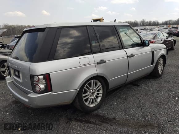 ✅ 2010 Land Rover Range Rover HSE • VIN: SALME1D4XAA309713 • Lot: 39132712. Listed on IAAI with 178,757 mi. Free auction sales archive from the USA and detailed vehicle history report at DreamBid. Image 4.
