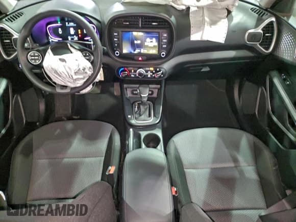 ✅ 2025 Kia Soul LX • VIN: KNDJ23AU6S7935695 • Lot: 94197205. Listed on Copart with 19,872 mi. Free auction sales archive from the USA and detailed vehicle history report at DreamBid. Image 8.