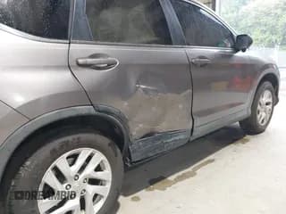 ✅ 2016 Honda CR-V EX • VIN: 3CZRM3H52GG720736 • Lot: 43321369. Wystawiony na IAAI z przebiegiem 102 322 mil. Bezpłatny archiwum sprzedaży aukcyjnych z USA i szczegółowy raport historii pojazdu na DreamBid. Zdjęcie 6.