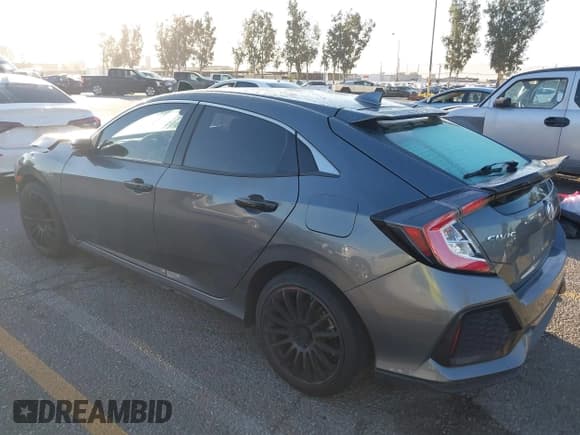 ✅ 2018 Honda Civic LX • VIN: SHHFK7H26JU411388 • Lot: 43520598. Listed on IAAI with 50,357 mi. Free auction sales archive from the USA and detailed vehicle history report at DreamBid. Image 3.