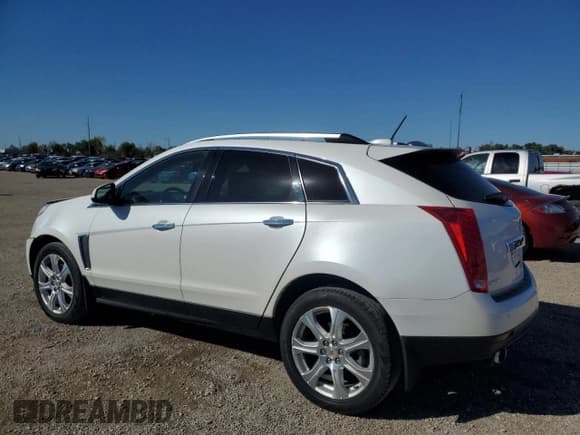 ✅ 2015 Cadillac SRX Performance Collection • VIN: 3GYFNCE37FS509983 • Лот: 84400085. Опубликован ранее на Copart с пробегом 112 786 миль. Бесплатный доступ к архиву аукционных продаж из США и подробный отчёт об истории автомобиля на DreamBid. Изображение 2.