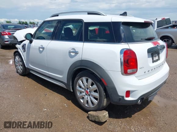 ✅ 2020 MINI Countryman Cooper S • VIN: WMZYW7C06L3L39581 • Lot: 42674028. Listed on IAAI with 66,763 mi. Free auction sales archive from the USA and detailed vehicle history report at DreamBid. Image 3.
