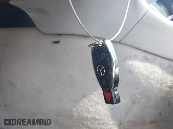 ✅ 2006 Mercedes-Benz C 230 Sport • VIN: WDBRF52H06F748547 • Lot: 43115298. Wystawiony na IAAI z przebiegiem 154 646 mil. Bezpłatny archiwum sprzedaży aukcyjnych z USA i szczegółowy raport historii pojazdu na DreamBid. Zdjęcie 11.