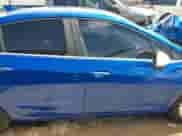 2018 Chevrolet Cruze LT z VIN 1G1BE5SM0J7147802, wystawiony jako IAAI lot #43443462 z przebiegiem Nie podano mil oraz . Historia ofert i sprzedaży dostępna na DreamBid. Obrazek 12.