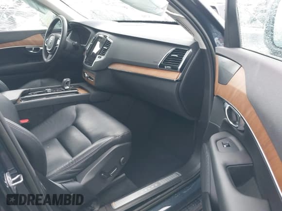 ✅ 2023 Volvo XC90 Plus • VIN: YV4062PN7P1958324 • Лот: 41817230. Опубликован ранее на IAAI с пробегом 9 094 миль. Бесплатный доступ к архиву аукционных продаж из США и подробный отчёт об истории автомобиля на DreamBid. Изображение 5.