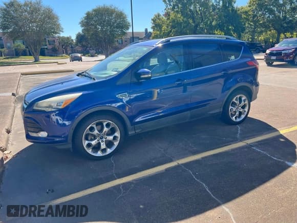 ✅ 2014 Ford Escape Titanium • VIN: 1FMCU0J93EUE25271 • Лот: 93500625. Опубликован ранее на Copart с пробегом 164 938 миль. Бесплатный доступ к архиву аукционных продаж из США и подробный отчёт об истории автомобиля на DreamBid. Изображение 2.