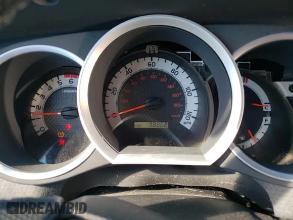 ✅ 2012 Toyota Tacoma • VIN: 5TFLU4EN3CX026150 • Лот: 82347885. Опубликован ранее на Copart с пробегом 98 862 миль. Бесплатный доступ к архиву аукционных продаж из США и подробный отчёт об истории автомобиля на DreamBid. Изображение 9.