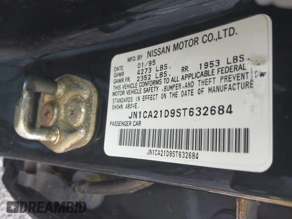 ✅ 1995 Nissan Maxima GLE • VIN: JN1CA21D9ST632684 • Lot: 42904282. Wystawiony na IAAI z przebiegiem 139 159 mil. Bezpłatny archiwum sprzedaży aukcyjnych z USA i szczegółowy raport historii pojazdu na DreamBid. Zdjęcie 9.