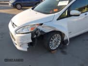 ✅ 2017 Ford C-Max SE • VIN: 1FADP5AU9HL118043 • Lot: 43463999. Wystawiony na IAAI z przebiegiem 87 907 mil. Bezpłatny archiwum sprzedaży aukcyjnych z USA i szczegółowy raport historii pojazdu na DreamBid. Zdjęcie 6.