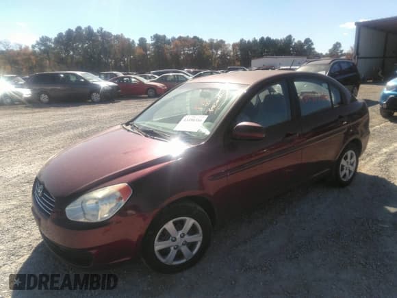 ✅ 2010 Hyundai Accent GLS • VIN: KMHCN4AC7AU483622 • Lot: 43490386. Wystawiony na IAAI z przebiegiem 213 844 mil. Bezpłatny archiwum sprzedaży aukcyjnych z USA i szczegółowy raport historii pojazdu na DreamBid. Zdjęcie 17.