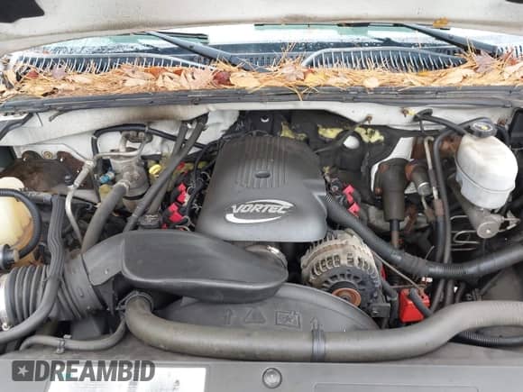 2007 Chevrolet Silverado 2500HD z VIN 1GBHK24U47E167887, wystawiony jako IAAI lot #43563092 z przebiegiem 133 727 mil mil oraz . Historia ofert i sprzedaży dostępna na DreamBid. Obrazek 10.