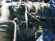 ✅ 2005 Ford Mustang GT Deluxe • VIN: 1ZVFT82H855190348 • Lot: 43604399. Wystawiony na IAAI z przebiegiem 111 972 mil. Bezpłatny archiwum sprzedaży aukcyjnych z USA i szczegółowy raport historii pojazdu na DreamBid. Zdjęcie 19.