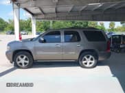 ✅ 2011 Chevrolet Tahoe LTZ • VIN: 1GNSCCE09BR333023 • Lot: 43085215. Listed on IAAI with 165,616 mi. Free auction sales archive from the USA and detailed vehicle history report at DreamBid. Image 14.