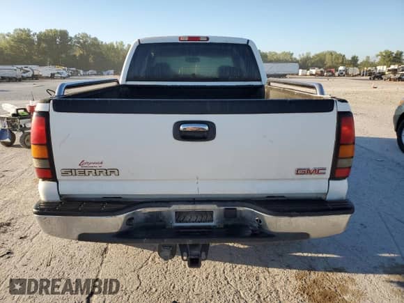 2006 GMC Sierra 1500 Work Truck with VIN 1GTEK19B16E288603, listed as a Copart auction lot 73325264 with 92,005 mi miles and Salvage title. Bid and sale history available at DreamBid. Image 6.