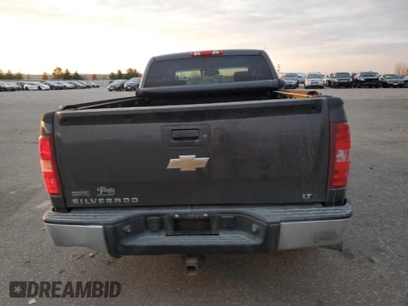 ✅ 2011 Chevrolet Silverado 1500 LT • VIN: 1GCRKSE3XBZ441598 • Лот: 91514345. Опубликован ранее на Copart с пробегом 211 388 миль. Бесплатный доступ к архиву аукционных продаж из США и подробный отчёт об истории автомобиля на DreamBid. Изображение 6.