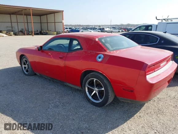 ✅ 2012 Dodge Challenger SXT • VIN: 2C3CDYAG9CH291291 • Lot: 41787999. Wystawiony na IAAI z przebiegiem 139 441 mil. Bezpłatny archiwum sprzedaży aukcyjnych z USA i szczegółowy raport historii pojazdu na DreamBid. Zdjęcie 3.