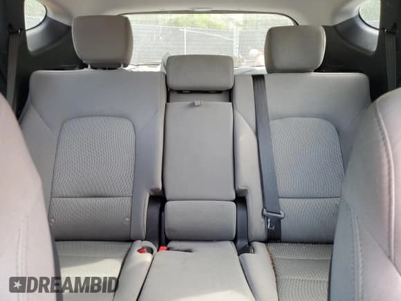 ✅ 2017 Hyundai Santa Fe 2.4L • VIN: 5XYZTDLB3HG441534 • Лот: 52265504. Опубликован ранее на Copart с пробегом 95 948 миль. Бесплатный доступ к архиву аукционных продаж из США и подробный отчёт об истории автомобиля на DreamBid. Изображение 10.