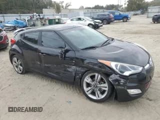 ✅ 2016 Hyundai Veloster • VIN: KMHTC6AD8GU279138 • Lot: 79443214. Wystawiony na Copart z przebiegiem 130 031 mil. Bezpłatny archiwum sprzedaży aukcyjnych z USA i szczegółowy raport historii pojazdu na DreamBid. Zdjęcie 4.