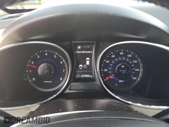 ✅ 2014 Hyundai Santa Fe • VIN: 5XYZUDLB5EG218100 • Лот: 91315615. Опубликован ранее на Copart с пробегом 137 050 миль. Бесплатный доступ к архиву аукционных продаж из США и подробный отчёт об истории автомобиля на DreamBid. Изображение 9.