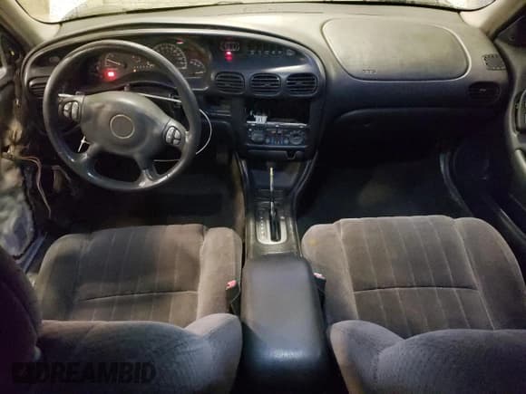 ✅ 2001 Pontiac Grand Prix GT • VIN: 1G2WP12K41F236700 • Lot: 90725125. Listed on Copart with 1,786,650 mi. Free auction sales archive from the USA and detailed vehicle history report at DreamBid. Image 8.