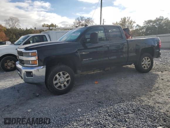 ✅ 2015 Chevrolet Silverado 2500HD LT • VIN: 1GC2KVEG2FZ142196 • Лот: 91916665. Опубликован ранее на Copart с пробегом 184 784 миль. Бесплатный доступ к архиву аукционных продаж из США и подробный отчёт об истории автомобиля на DreamBid. Изображение 1.