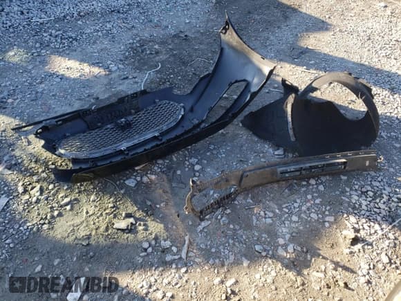 ✅ 2016 Kia K900 Premium • VIN: KNALT4D38G6031579 • Lot: 43846295. Wystawiony na Copart z przebiegiem 235 577 mil. Bezpłatny archiwum sprzedaży aukcyjnych z USA i szczegółowy raport historii pojazdu na DreamBid. Zdjęcie 13.